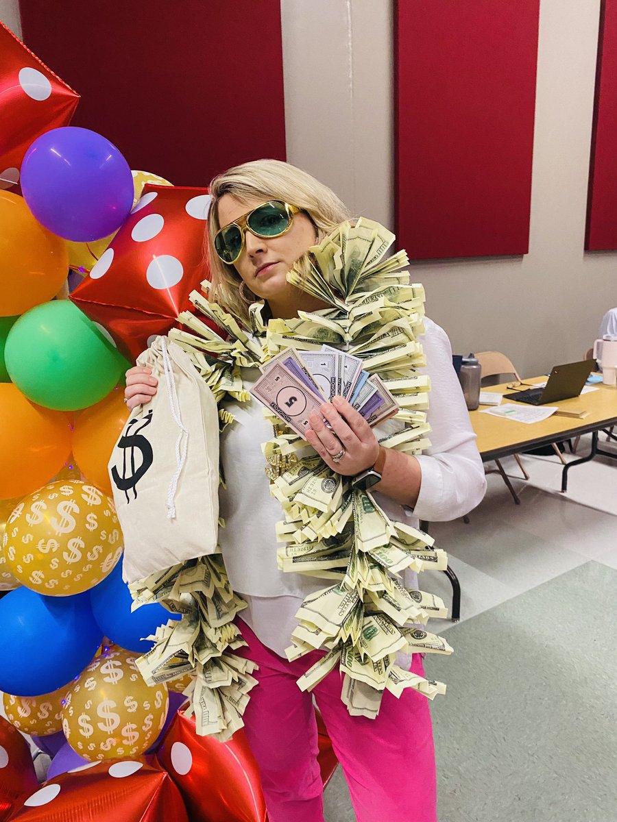 Middle level planning! Reflection and recharging… and some ridiculousness 😂 The best kind of work!