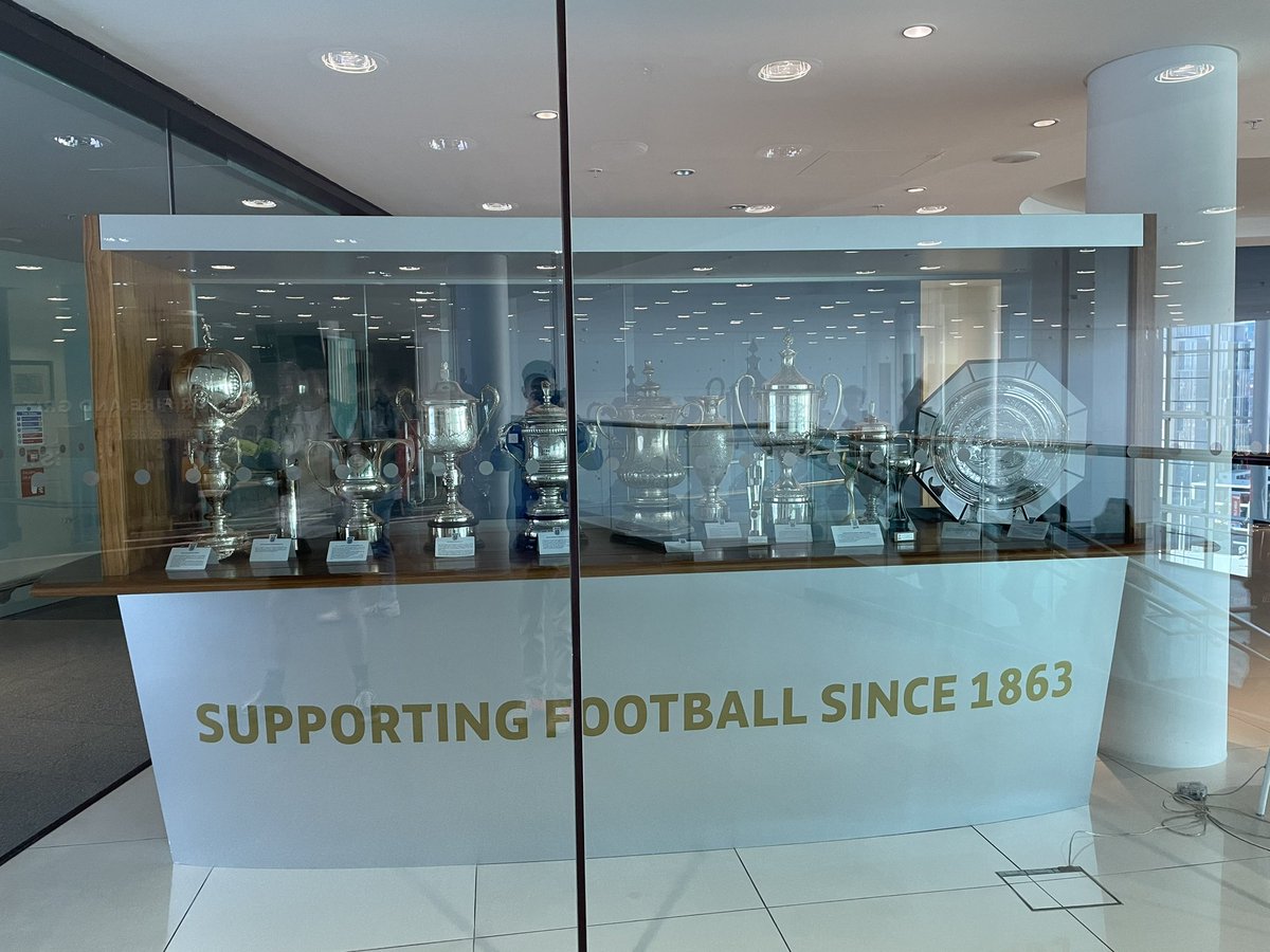 Stergy96's tweet photo. Today started off at Wembley with a talk from the FA from people across key areas of the world of football in the UK @UCSportMgtFLP #UCSportMgtEuro23 https://t.co/EAUh3kFT8D