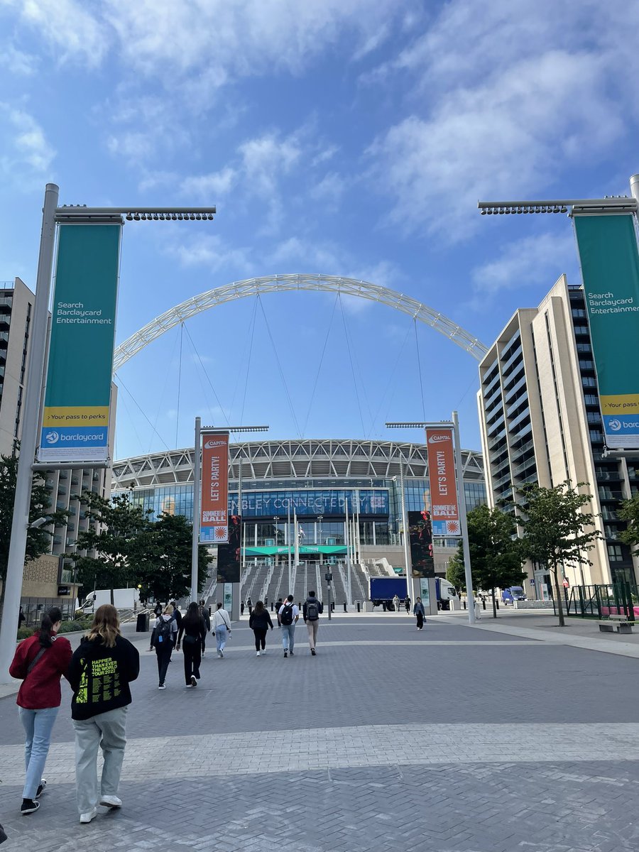 Stergy96's tweet photo. Today started off at Wembley with a talk from the FA from people across key areas of the world of football in the UK @UCSportMgtFLP #UCSportMgtEuro23 https://t.co/EAUh3kFT8D