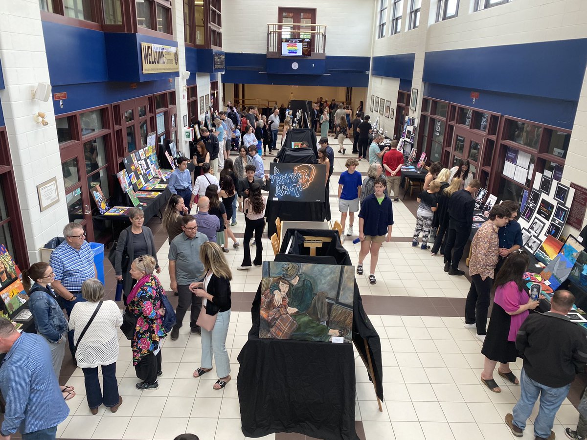 RegiNotreDame's tweet photo. A big night at Regi for the Arts!!! CAPPA Awards at 7pm tonight. https://t.co/HHk95krt8d