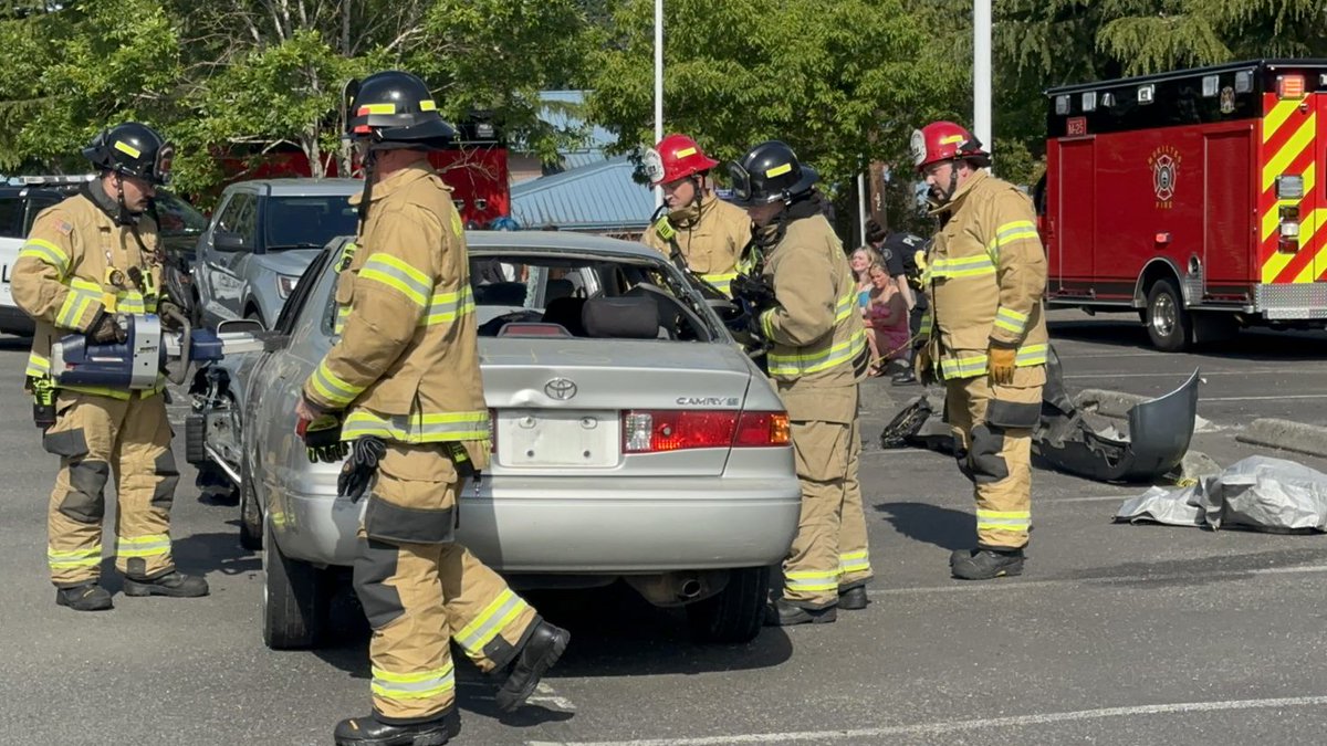 Mukilteo Fire (@mukilteofire) on Twitter photo Crash of Reality annual tradition continues...
gearing up for prom and graduation fun. An impactful message from Kamiak High School students, <a href="/MukilteoFire/">Mukilteo Fire</a>, <a href="/MukilteoPolice/">Mukilteo Police Dept</a> & <a href="/wspd7pio/">Trooper Kelsey Harding</a>
"Don't Drink & Drive" Have a safe & memorable weekend! "Stay Alert, Stay Safe"<a href="/Local_3482/">Mukilteo IAFF 3482</a> Crash of Reality annual tradition continues...
gearing up for prom and graduation fun. An impactful message from Kamiak High School students, <a href="/MukilteoFire/">Mukilteo Fire</a>, <a href="/MukilteoPolice/">Mukilteo Police Dept</a> & <a href="/wspd7pio/">Trooper Kelsey Harding</a>
"Don't Drink & Drive" Have a safe & memorable weekend! "Stay Alert, Stay Safe"<a href="/Local_3482/">Mukilteo IAFF 3482</a>