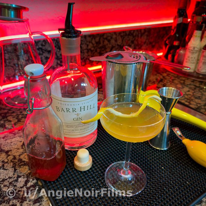 Happy Bees Knees to me 🩷🩷  Practicing how to make the classic Bees Knees drink: 2oz Bar Hill Gin (omg<a href="/tag/milf"class="tags"><span>#milf</span></a><a href="/tag/stepmom"class="tags"><span>#stepmom</span></a>