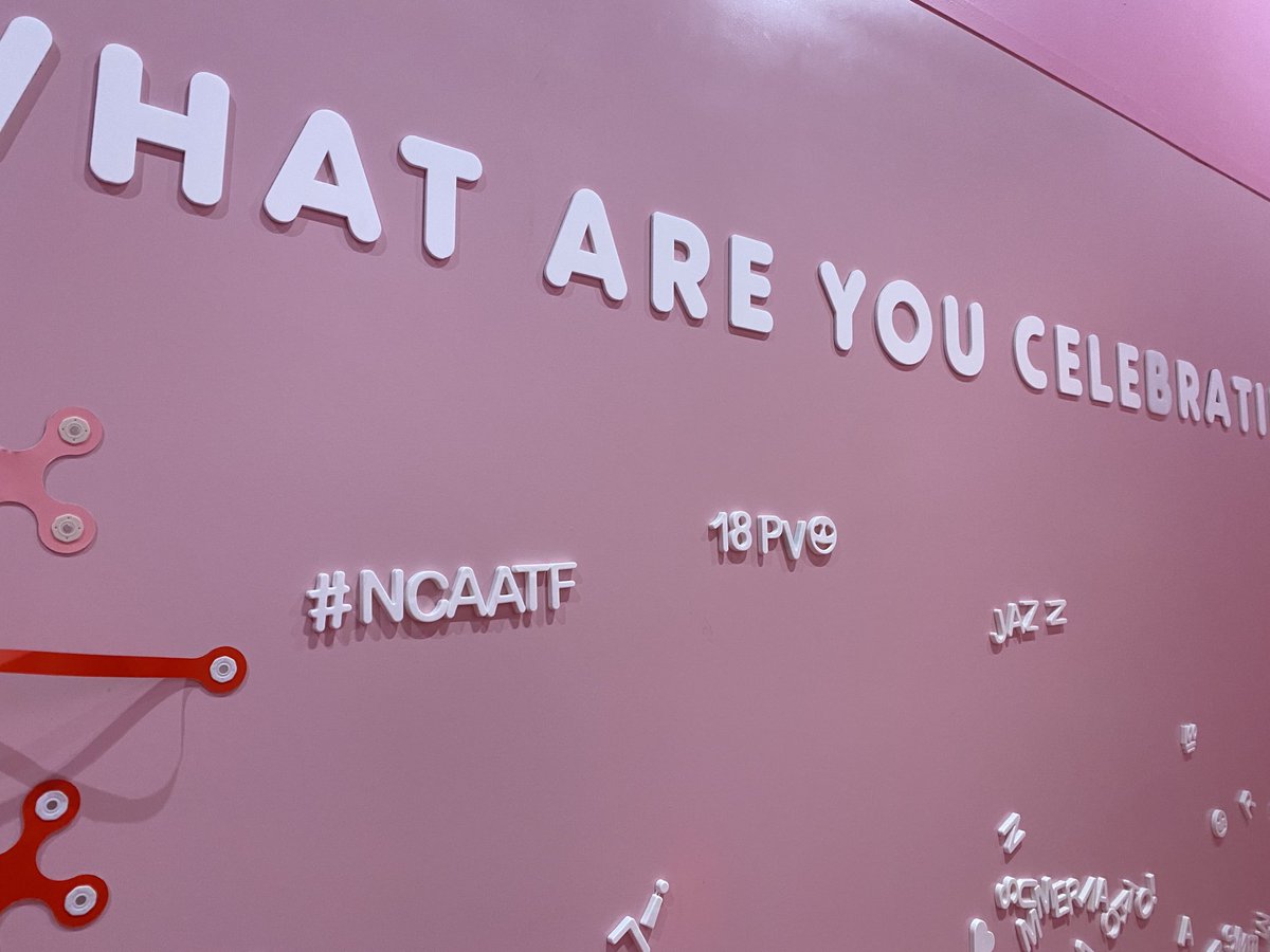 Coach_A_Martin's tweet image. Ice Cream Museum with Will and Ryann!! #ISUTF #sugaredup