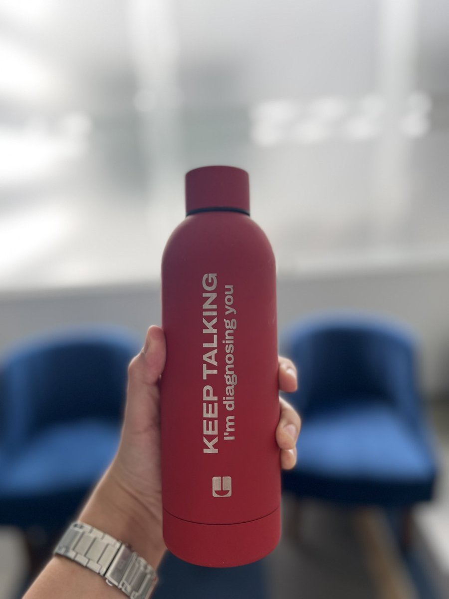 drmanuelos's tweet photo. Café vespertino  #espaciosseguros gracias por el termo #asofarma #neuroasofarma 🩷🧡💛💚🩵 https://t.co/1Z7chPL7je