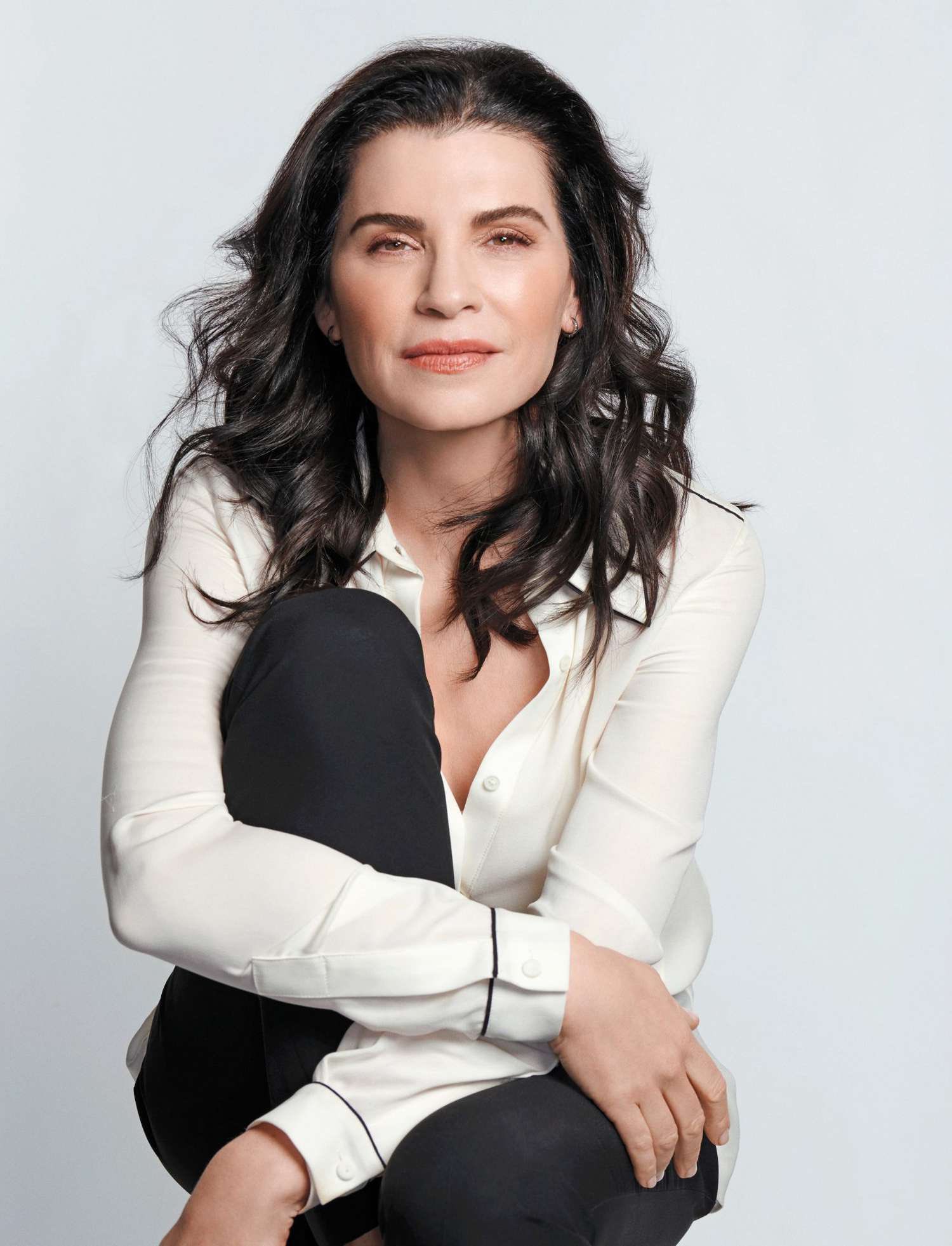 Happy 57th Birthday to American actress, Julianna Margulies!  