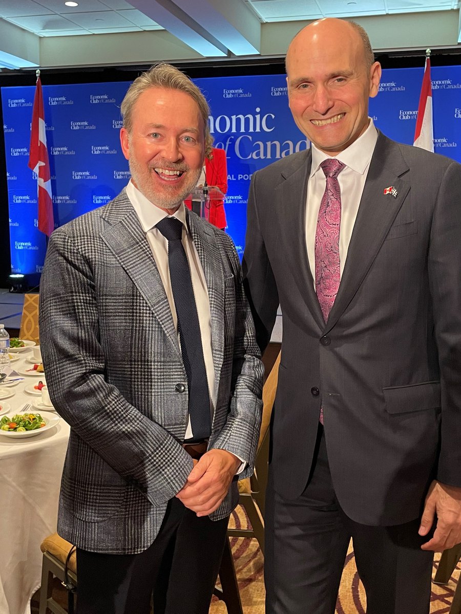 It was a pleasure meeting with <a href="/jyduclos/">Jean-Yves Duclos</a> today at the
<a href="/economicclubca/">The Economic Club of Canada</a> in Toronto. @Mhcc_, we are in agreement with the Minister’s messaging: a Healthy society and a healthy economy go hand in hand. #cdnpoli