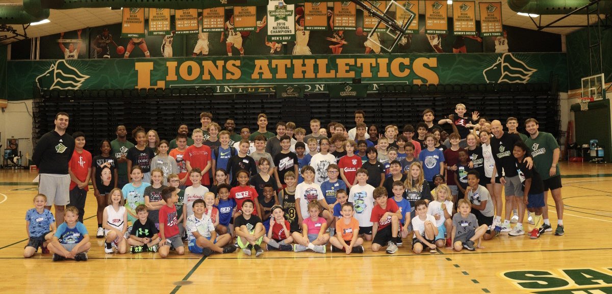 Session 1 of camp in the books 🦁 Thanks to all the campers who joined us this week 🦁