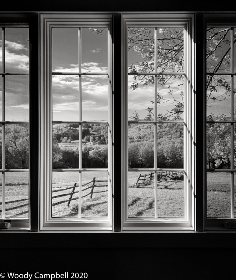 Woody_Campbell's tweet photo. Looking back  to out my window in Warren CT  on this day three  years ago.  Day 67 of Covid lockdown. Day  3873  of 1 photo every day for the rest of my life.
#BlackAndWhite #BNW #Photo #Monochrome #DailyPhoto
#Leica
#warrenCT #splitrail #outmywindow
#LitchfieldCounty #CT https://t.co/Yz6cKIsbvz