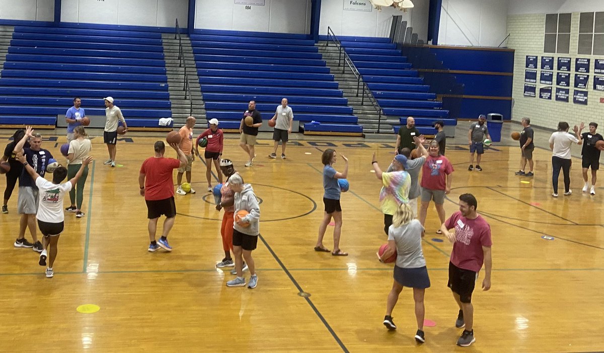 Gant_EdS's tweet photo. #JCPSHPE summer PD was fantastic! Learning through movement is what we love to do! Huge shoutout to our presenters @thepespecialist @CoachNellemsPE for sharing their engaging, informative, and effective teaching strategies and activities! @meme3rat https://t.co/Q1BvMm9RWQ