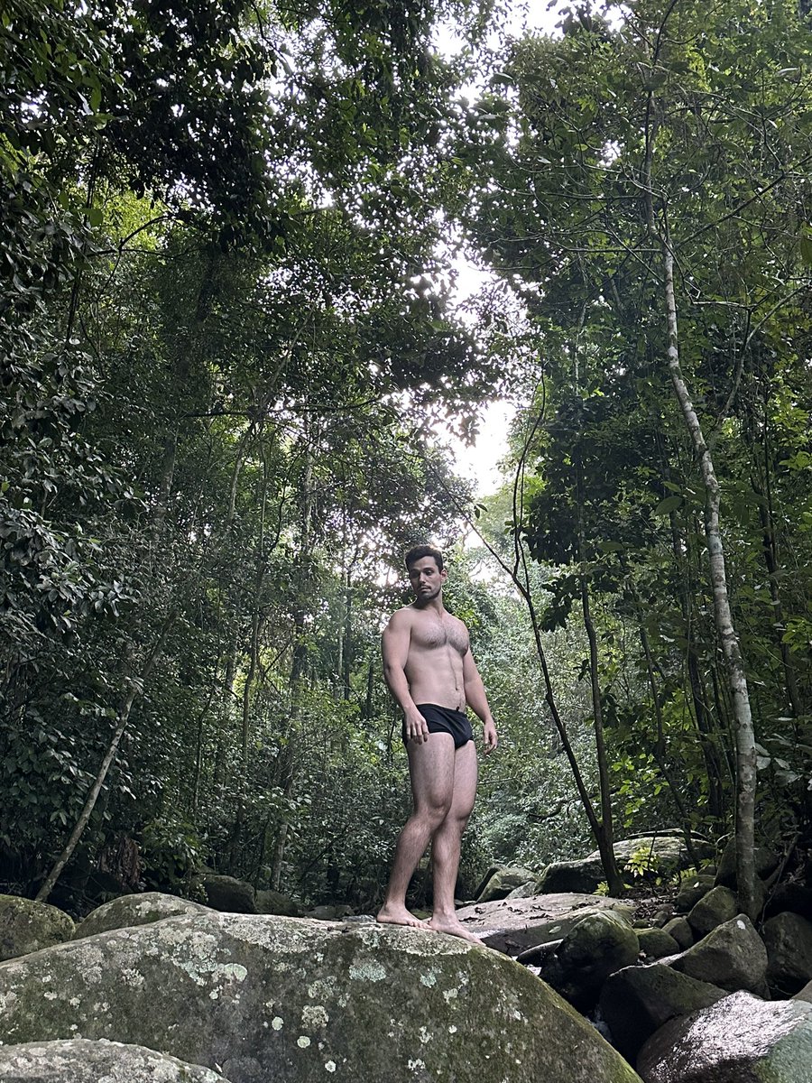 waapaz's tweet photo. Não perco uma oportunidade de me meter num mato que tem cachoeira! Hoje foi dia de cachú! #cachu #cachoeira #trilha https://t.co/tvkI82aE8M