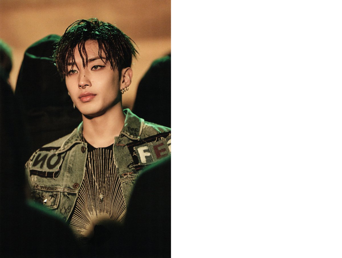 brigidandair's tweet photo. B.A.P - Ego
- Makestar Limited Edition
- Jongup Inclusions
#BAP #MoonJongup #Jongup #BAPEgo #photocards #Makestar #비에이피 #문종업 #종업 https://t.co/IQSer3tsmn