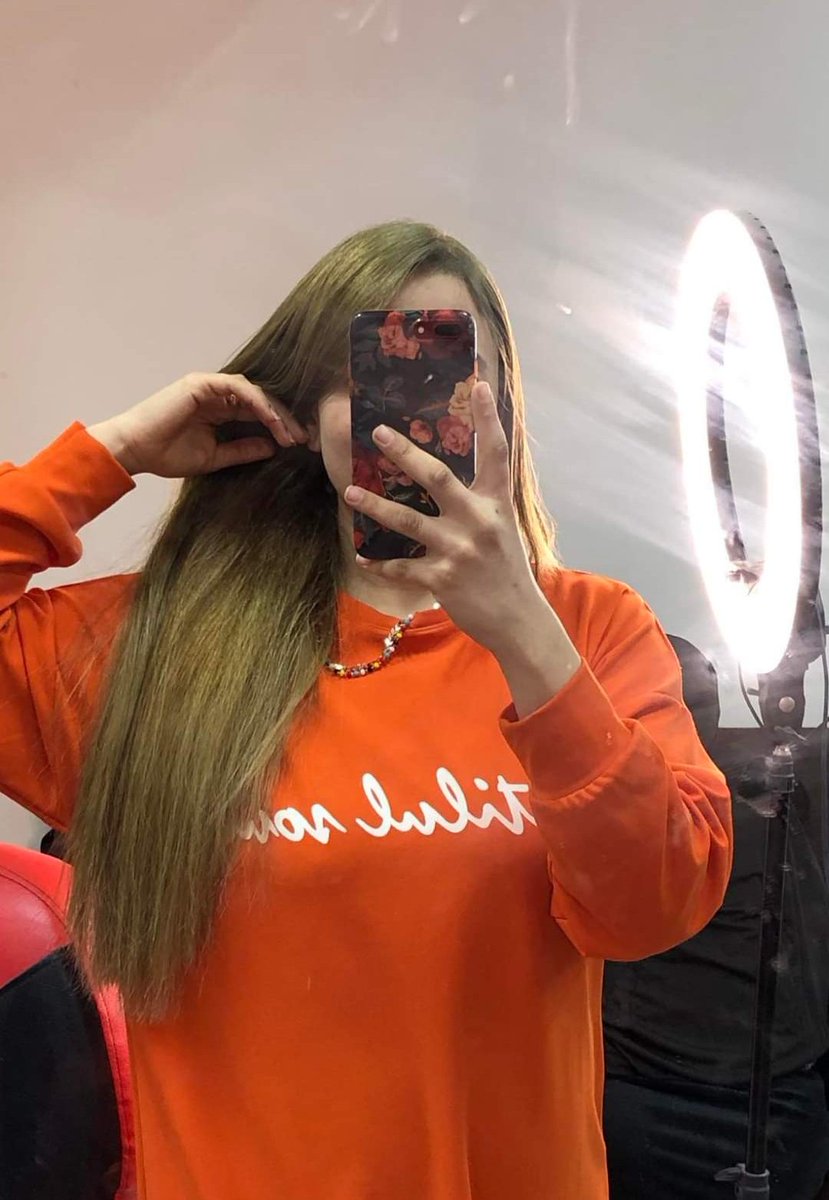 بين تفاصِيل ملامحَڪم يسّڪن الوُرد وحشتوني جدآ متابعيني طمنوني عليڪم ويامساء الچود نايت 🌹❤️😂