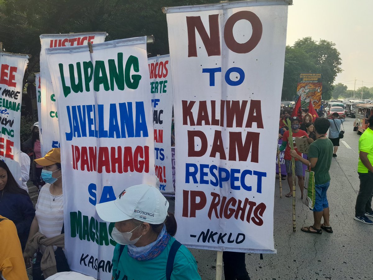 CEGPhilippines's tweet photo. NGAYON: Kasalukuyang nagmamartsa na ang mga magsasaka ng Timog Katagalugan at Gitnang Luzon kasama ang sektor ng kabataan upang isagawa ang Lakbayan ngayong  

Nagsimula ang martsa sa tapat ng Department of Agrarian Reform (DAR) patungong Mendiola. https://t.co/QgsCyJm5bO