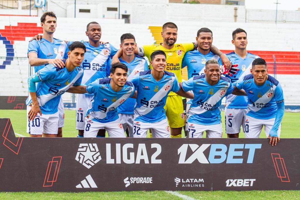 UnTalAaronSan's tweet photo. #Liga2🇵🇪

Esta tarde se enfrentaron USMP y Alfonso Ugarte en un gran partido cuyas emociones aumentaban mientras avanzaba el reloj. Una victoria ‘santa’ los alejaba del fondo de la tabla y un triunfo de la franja los metía al pelotón de los terceros

📷 Paolo Vallejo/ @DeChalaca https://t.co/BibUBfhrMD