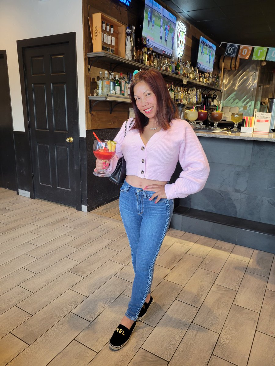 Sourine3's tweet image. #afterdrinking #neverdrunk #alwaysstylish $RIBBIT