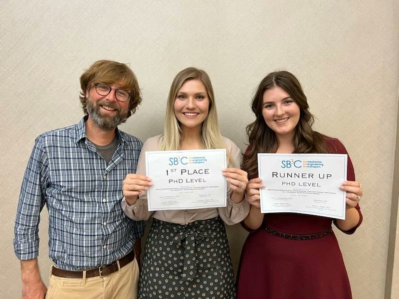LabVarner's tweet image. Shelby Mohr has secured the 1st position while Kara Peak @KaraPeak1, has achieved the runner-up position at the Ph.D. Level Student paper competition held at #SB3C2023 @SB3Corg Congrats to both scientists for their outstanding presentations! @bme_utd @UTDResearch @UT_Dallas