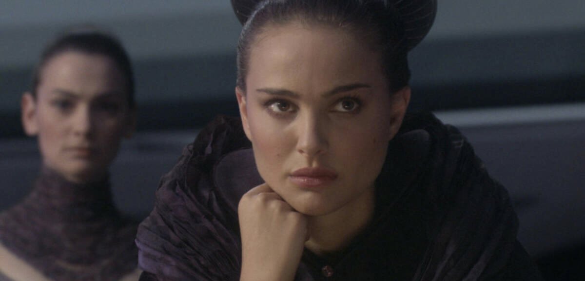 anakinscastles's tweet photo. happy birthday to natalie portman!! thank you for giving me padmé amidala https://t.co/fdcv2nMbYL