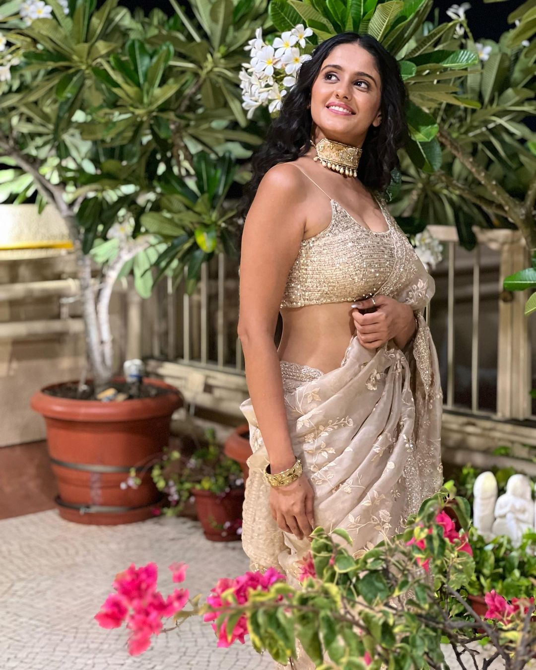 Ayesha Singh FanClub 🫶❤️ ||| on X: Can we just talk how beautiful and  pretty she is ?? 💗🫶❣️🧿 New Instagram Post : t.coG0CmB3hvAV  AyeshaSingh AyeshaSinghBdayMonth AYESHA GRACING IIA9  t.cobF7t1cqetf 