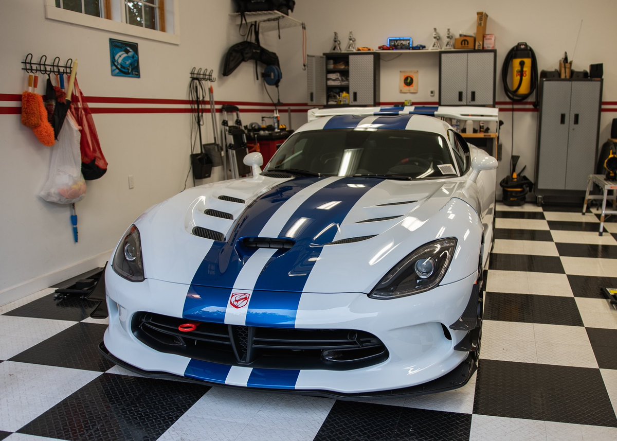 EliteMS's tweet image. For Sale: 2017 Dodge Viper GTS-R EXTREME ACR 2K Miles $399,997. Message for details! #forsale #dodge #dodgeviper #gtsr #acr #gts #carsforsale #elitemotorsports #viper