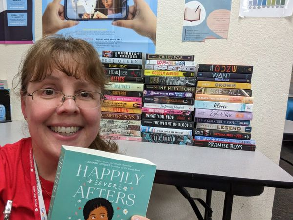 kristineoff's tweet photo. I was so excited to win a new grant to buy free-choice novels for my classroom at Clark High School. Thank you so much, Plano ISD Education Foundation, for helping me encourage my sophomores to read! #GrantsinAction #PISDProud @PISDEF @lexusplano @HEB https://t.co/26IuMIARvU