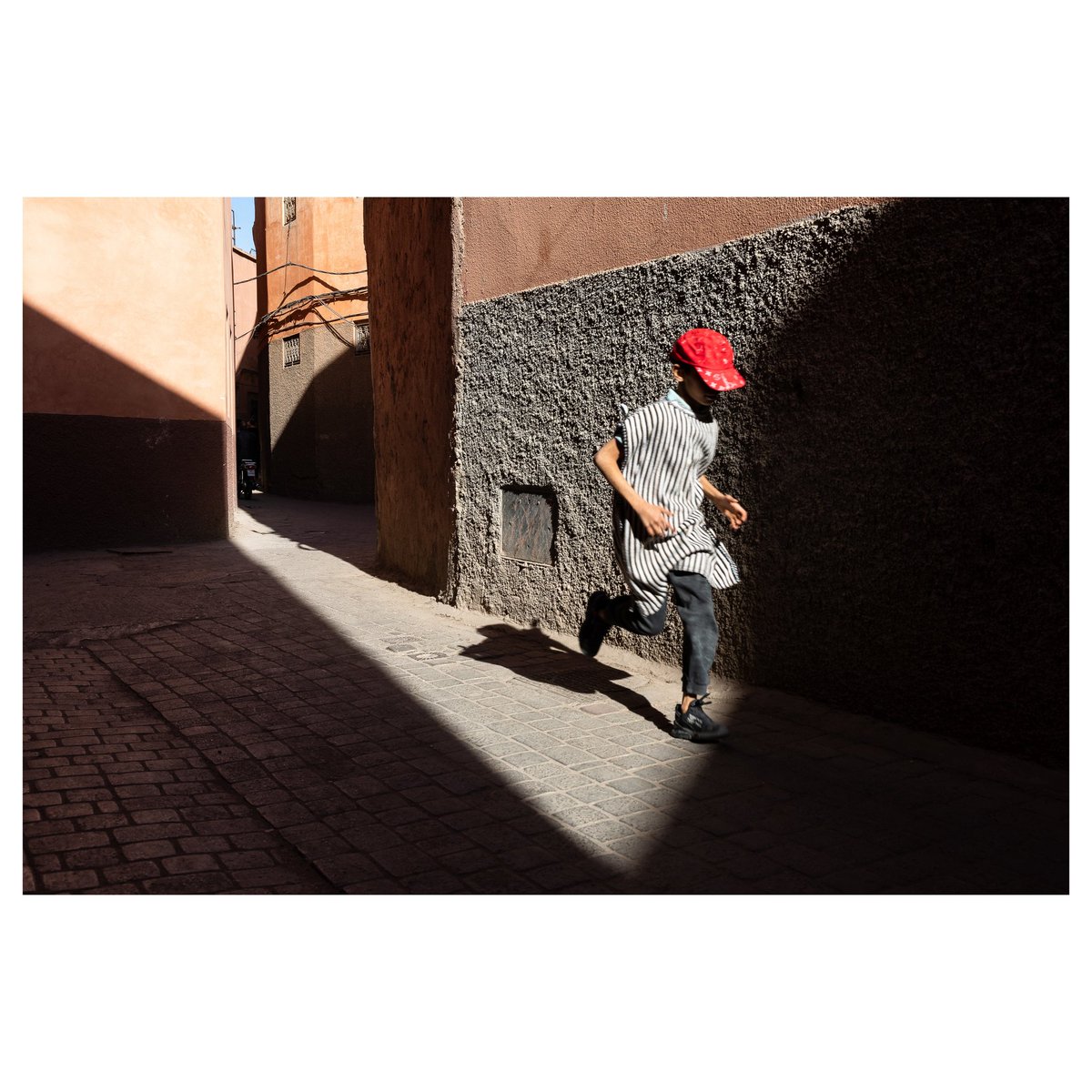 It's encouraging that, the day I finish my career in PR, I'm awarded a Top 5 in Capture Mag's Top Emerging Photographers competition. Here are my three frames in the Travel category, titled The Colour of Morocco.