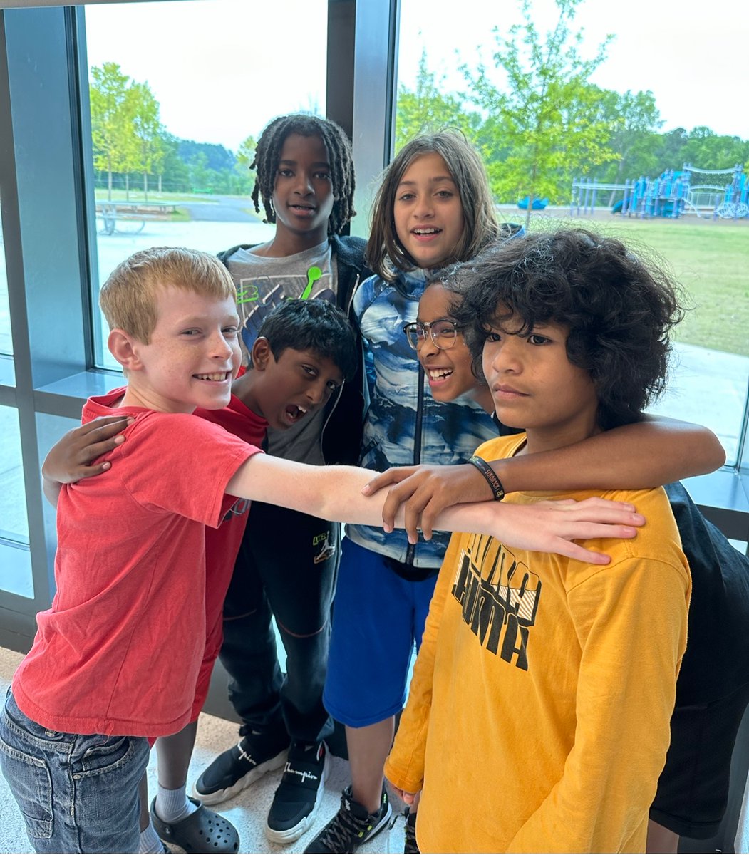 Lisl Howell tweet media