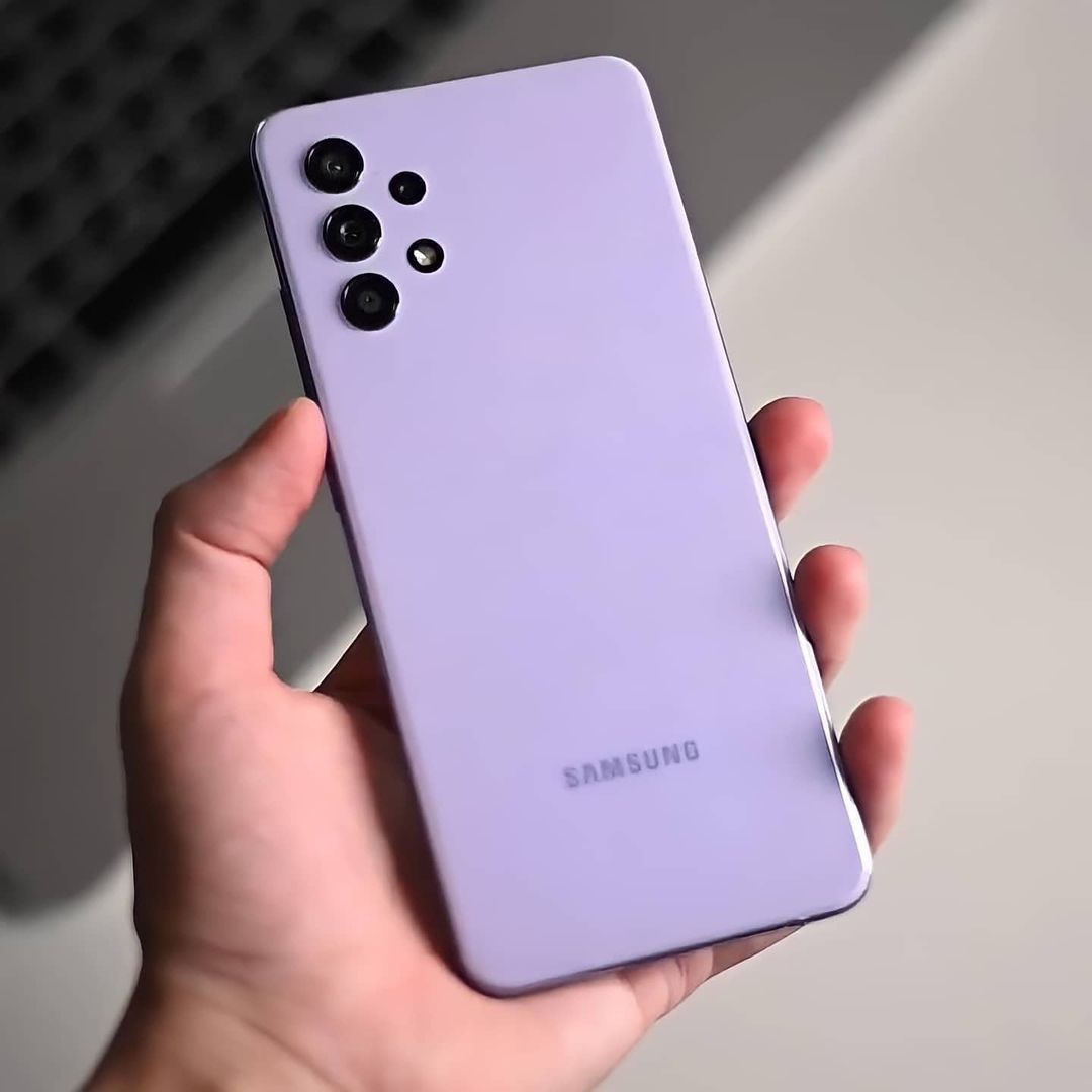 googlepixelmy's tweet photo. Ada yg cari phone budget tapi performance best ke tu ?

Admin ada sebiji Samsung A32 ni. Nak let go RM 470 je. Istimewanya admin beli phone ni direct Korea, original Samsung terus haha.

Bunyi kamera dah boleh silent tau sekarang.

Jom beli https://t.co/1h7gDyxdkp https://t.co/9v9o2eXBrr