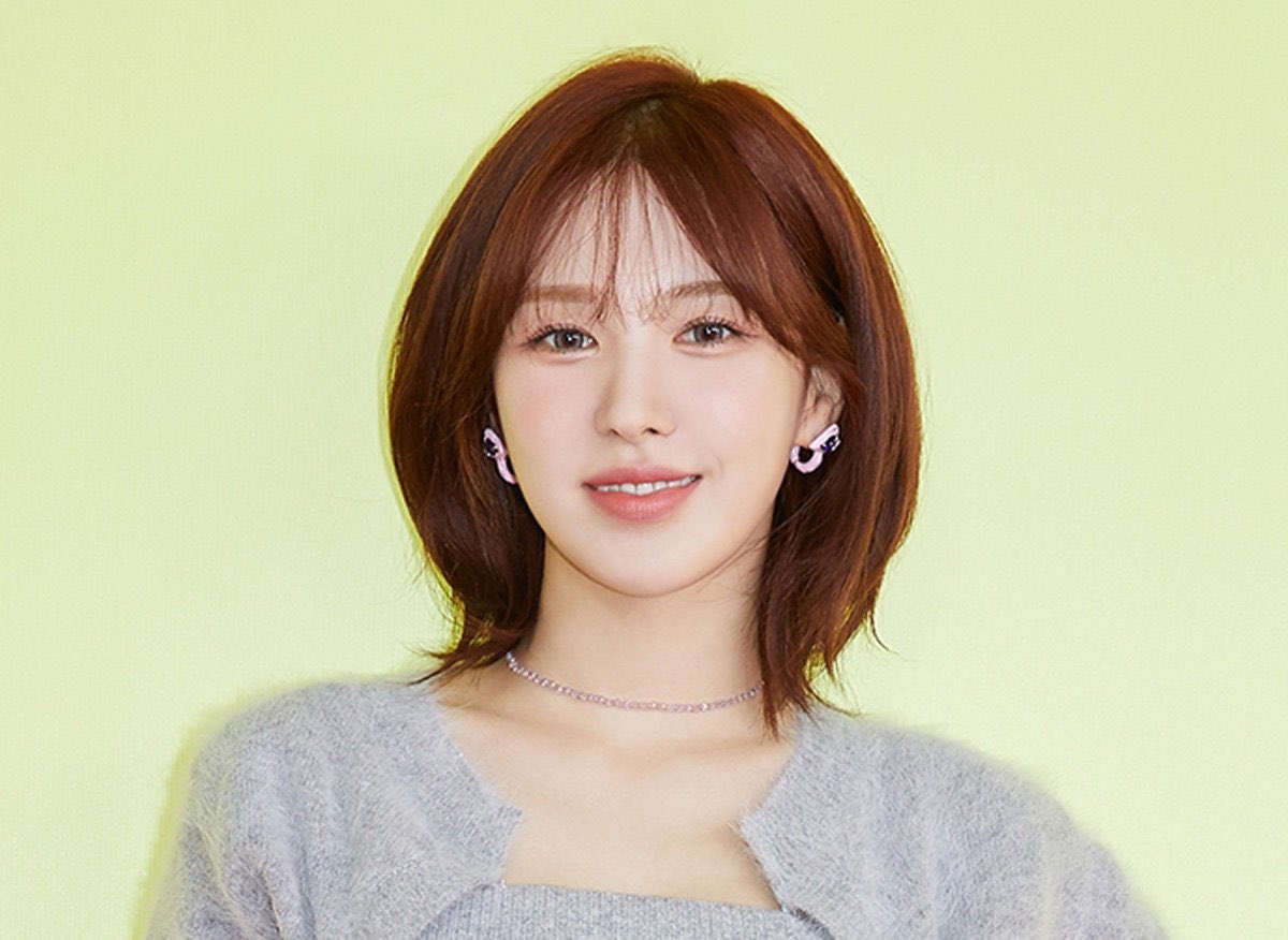 theseoulstory's tweet photo. Red Velvet Wendy to reportedly step down from her position as radio DJ in SBS Power FM ‘Youngstreet’

According to this article, her last broadcast will be on July 2, just ten days before her 2nd anniversary on the show

Source: https://t.co/REH5rmwPWn https://t.co/O94Bln5JTS