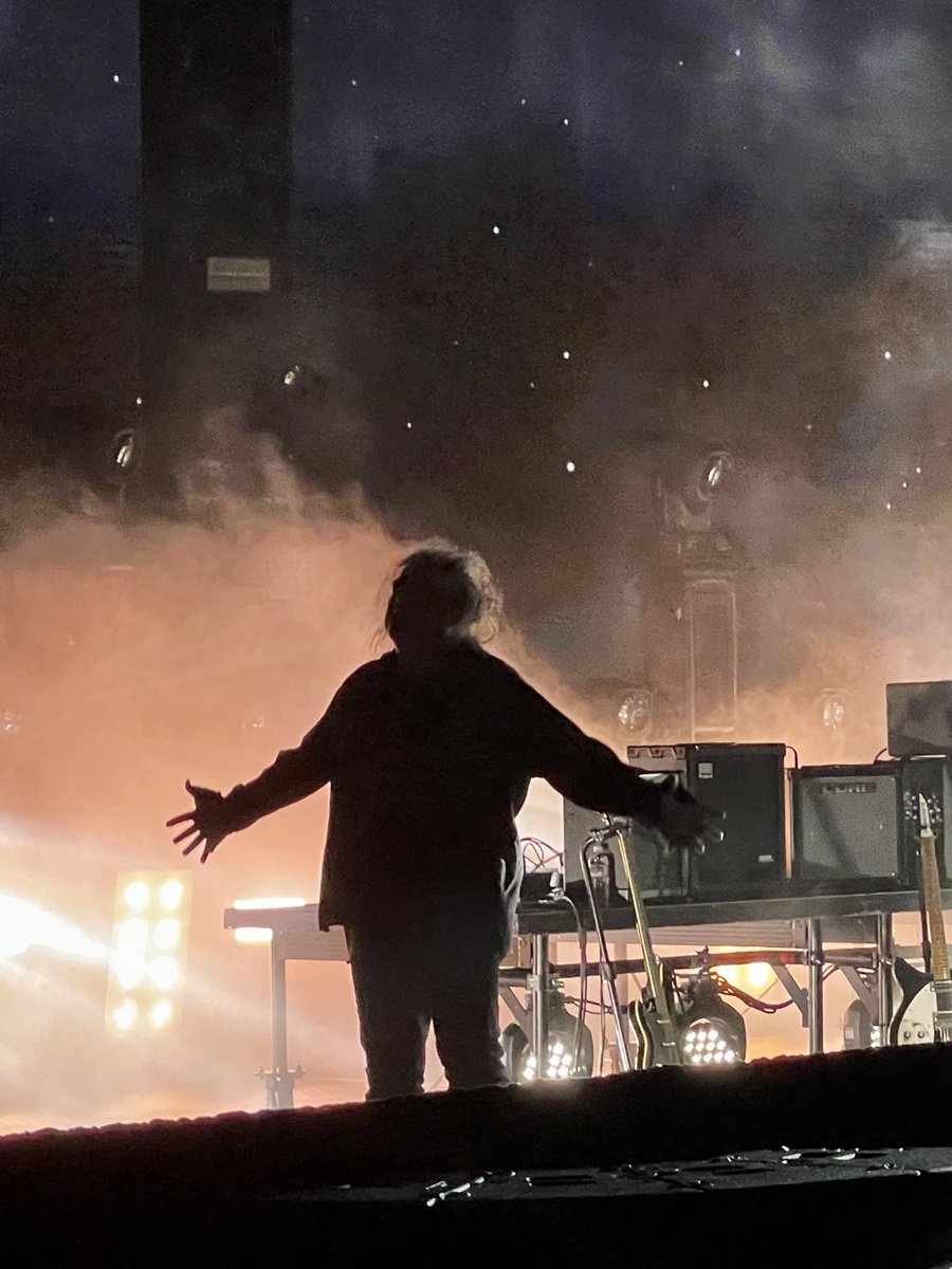 DaveMongan's tweet photo. @atrupar Seattle last week. A truly magical show. https://t.co/0vmqNIXh6c