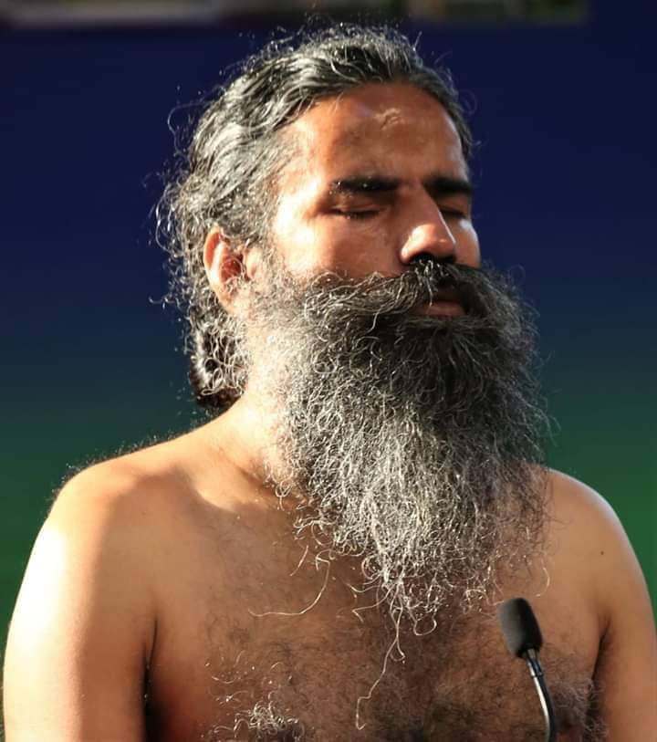 #शरीर  #मन  #इंद्रियां  #प्राण  #आत्मा  का #परमात्मा

 के साथ #तादात्म्य  #एकात्मता  #एकरुपता हो तब

 #योग पूरा घटित होता है । 

परम पुज्य <a href="/yogrishiramdev/">स्वामी रामदेव</a> स्वामीजी महाराजजी के पावन श्रीचरणों मे अनंत कोटी नमन