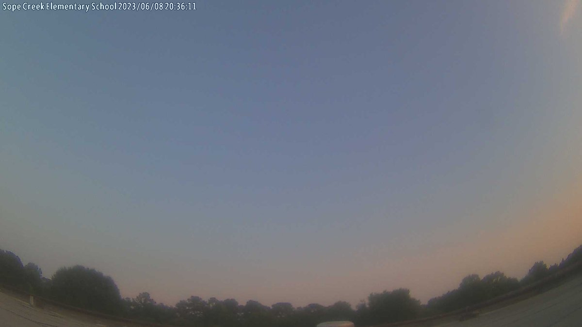 SCESWxSTEM's tweet photo. Sope Creek Elementary School at sunset and it's 74.7 F. https://t.co/o15UscJHxt