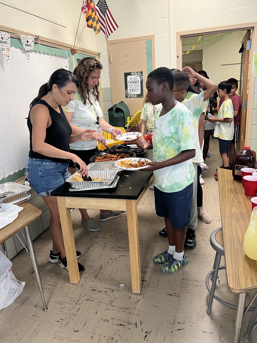 PerryHallES tweet media