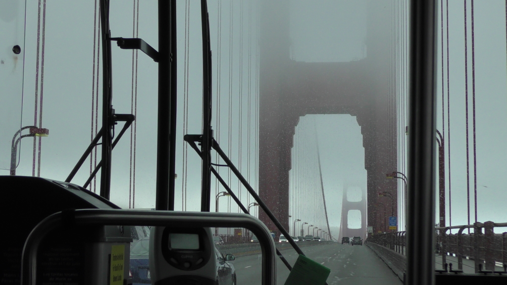 WorldOfTransit's tweet image. A ride across the #GoldenGateBridge in #SanFrancisco on #goldengatetransit bus route 150 youtu.be/MYZ-uqtTkXM