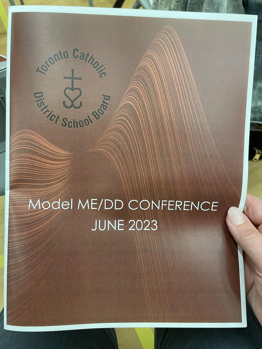 Ms. Cook tweet media