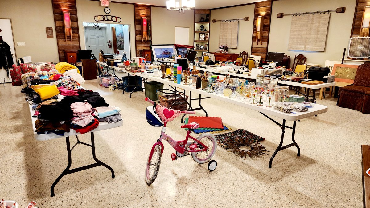 IOOFTarpon34's tweet photo. At #IndependentOrderOfOddFellowsTarponSpringsLodge34 OPEN HOUSE. Inside Lodge are items for Charity Yard Sale on June 10, 2023.
#OddFellows #IOOF #AskMeIMayKnow #AMIMK #TampaBay #TarponSprings #KeepTarponOdd @IOOFTarpon34 https://t.co/iPwTYOpiXO