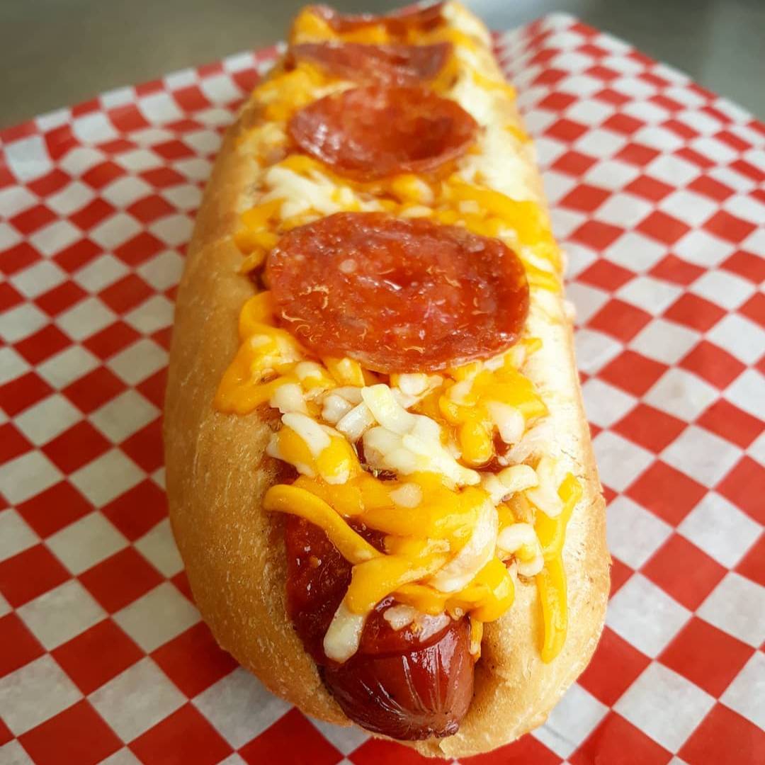 Who let the (hot) dogs out?! 🌭

With The Mac Daddy Dog, Gouda Gator Dog and the Bacon Wrapped Pizza Dog, our New Midway Foods list brings 8 mouth-watering ways to dress a hot dog!

🤤 calgarystampede.com/new-midway-food