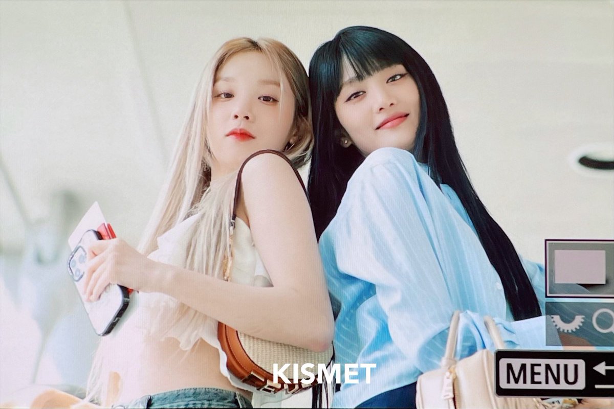 KISMET_MN's tweet photo. 230609 최강 섹시핫걸 조합🔥
#여자아이들 #아이들 #민니 #MINNIE #GIDLE #I_feel #퀸카 #Queencard https://t.co/UqXM4ww393