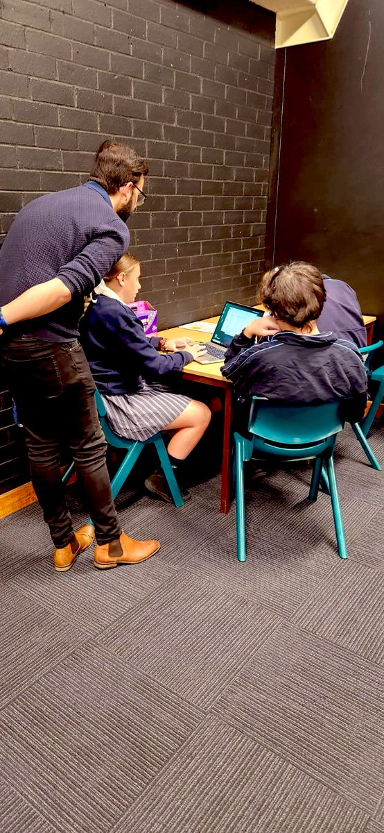 Stage5Curiosity's tweet photo. Curiosity Week day 4 @JamesMeehanHS: Filming and editing, tasting testing (for body reactions), vigilante and conspiracy theory exploration, student vs teacher debating and much much more… what a day 4. @PBordado https://t.co/cagoxTccxu