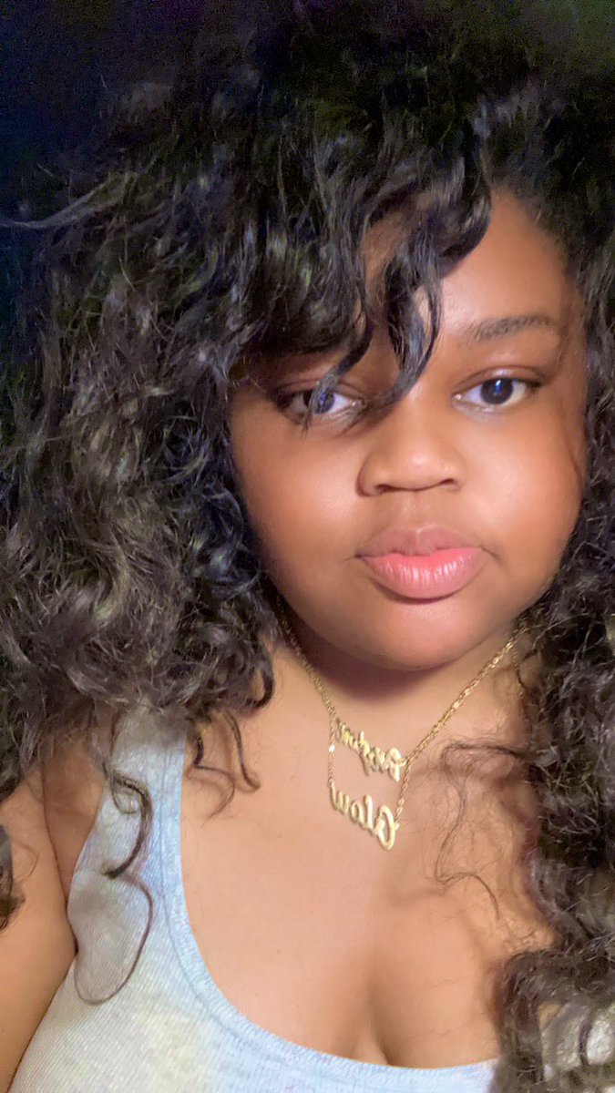 TayaSimmons's tweet image. On the road again. Feeling like “I been around the world” 🌎 #getshotbyagirl