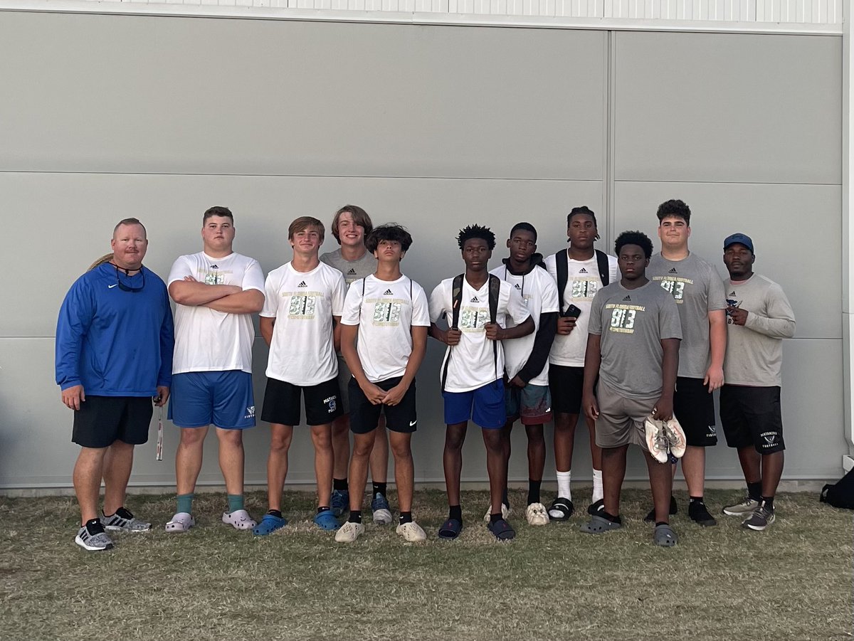 Had some guys head to <a href="/USFFootball/">USF Football</a> camp today! #TakeEverything 🏔️