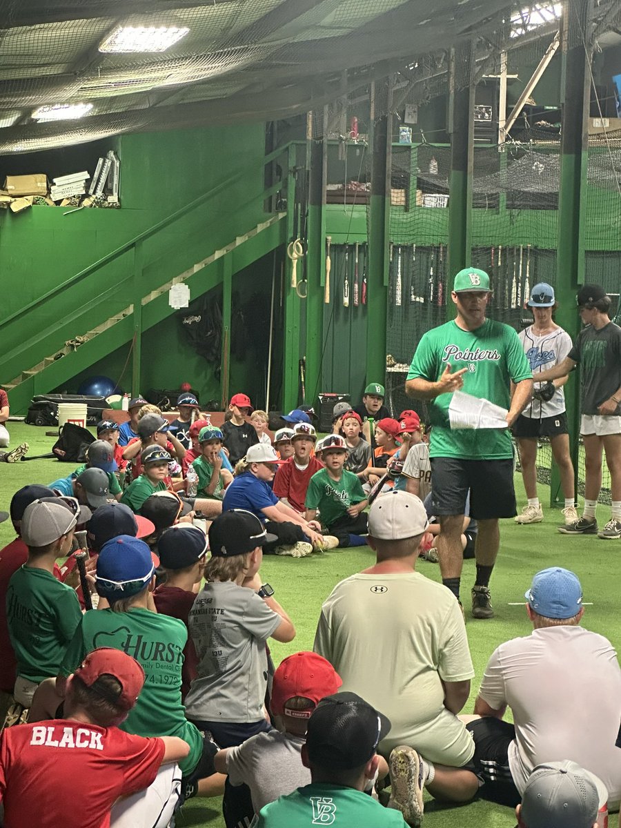 VBSDbaseball's tweet photo. 1st day of camp is in the books!  Huge thanks to everyone that came out.  It’s exciting to see future Pointers at the Field of Dreams getting better. Looking forward Day 2 tomorrow.  Slip &amp; Slide! https://t.co/3jUd7y1icS