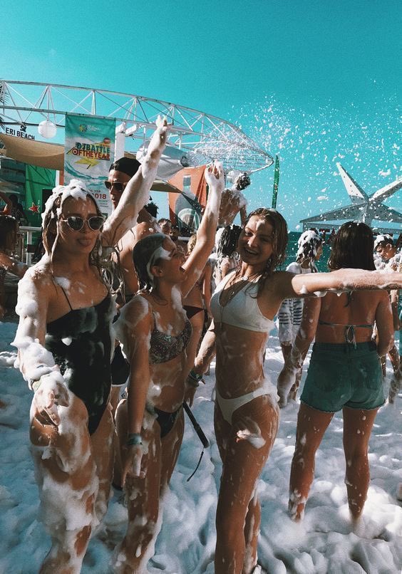 BullaTwins's tweet photo. Saturday June 17th
Essential Twerkers Foam Party Edition 
Doors open 10pm-2am
Ladies free before 10:30pm w/rsvp &amp; bikini 👙 
2837 Ridge Ave 
Ticket link in @bullatwinz bio! https://t.co/Lhzs7kpJKy