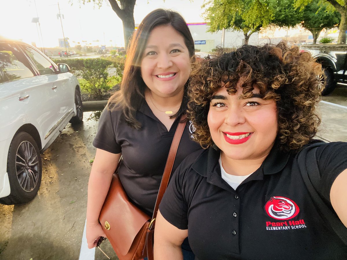 MarianaBreaux's tweet photo. There’s nothing like a relaxing dinner with my partner in crime! Officially welcoming our summer vacation with our 2nd annual sushi dinner! 🍱🍣 I love this #mathgal and fellow #2ndYearAP… Well more like #2andahalfYearAP for her. 🤭🙃 #ISpyMath #PISDMathChat #comadres @dcruz1330 https://t.co/K4z4ueuIiV