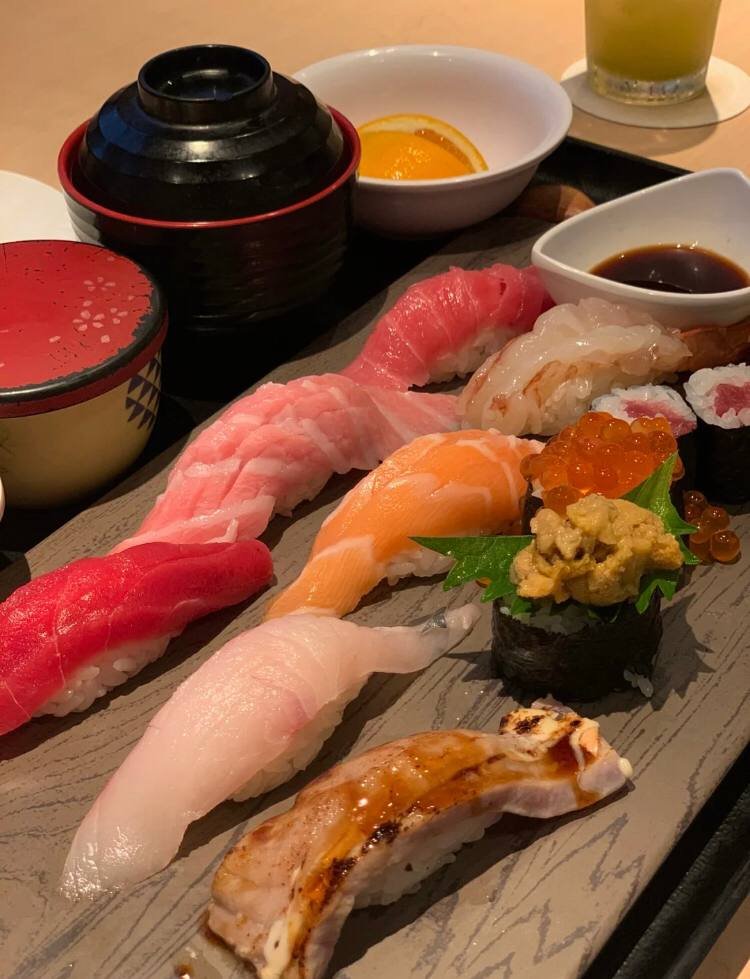 Anne7342's tweet photo. Japanese food on Thursday. If you like sushi, too. Then we're good friends🥰🥰 https://t.co/BzvNm76isS