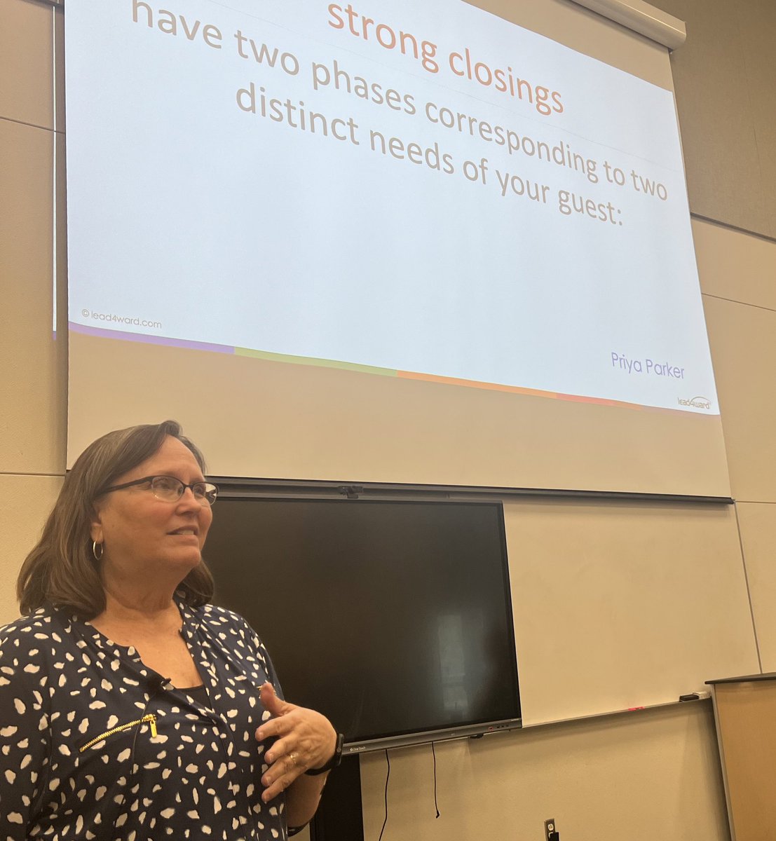 KianesZee's tweet photo. I’m grateful for this powerful afternoon learning about why it matters to come together and have meetings. Thank you @debbieboyer5 for all the great tips and @keli_soliz for providing us with such a great opportunity!! #leap4ward @rrisdpd https://t.co/3Wl7umLhL4