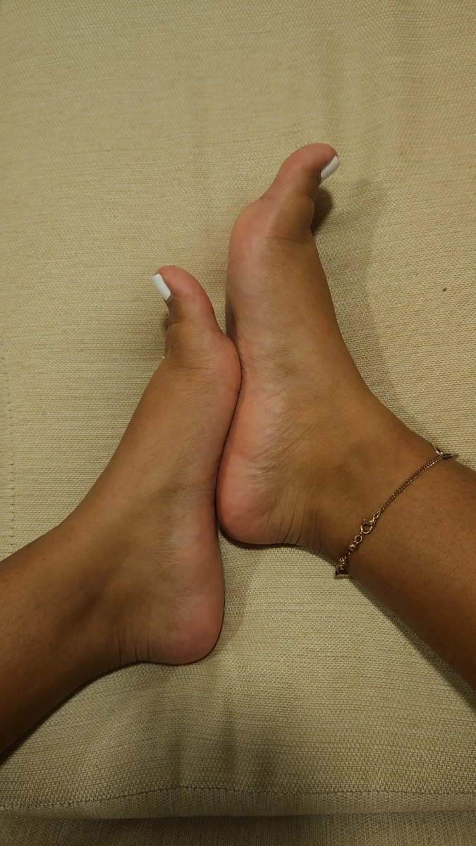 greislovers's tweet photo. good night😚✨️
#feet #feetfinder #feetcontent #feetpic #feetpicsforsales #feetseller #feetfetiche #FeetPicture #feetgod #feet_pic #PiesBonitos #PiesFemeninos #piesdemujer #pieslindos #onlyfansgirl #onlyfeet #onlyfanspromo #onlyfanslatinas #only #girlsfeet https://t.co/fpqRtMLb1H