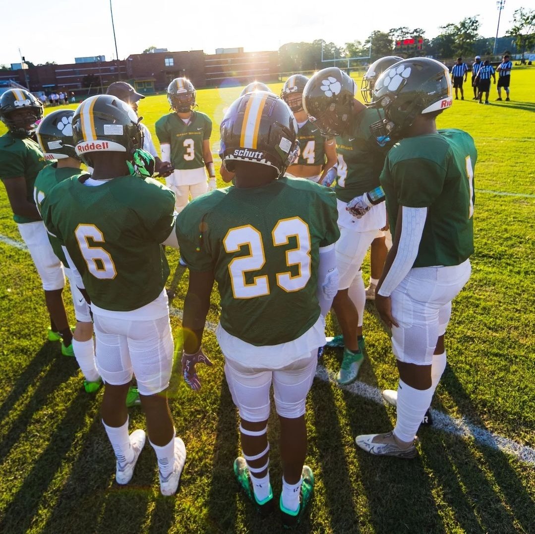 It was great meeting the future Wildcat parents and student athletes at the <a href="/CrestwoodMiddle/">Crestwood Middle School</a> Awards Banquet.

I can speak for both <a href="/GBHSTFXC/">GBHS XC-T&F</a> &amp; <a href="/GBHSWildcat_FB/">Great Bridge HS Football</a> , we are ready to compete at an even higher level and for you to join our <a href="/Gbhwildcats/">Great Bridge High</a>
Family 🔰