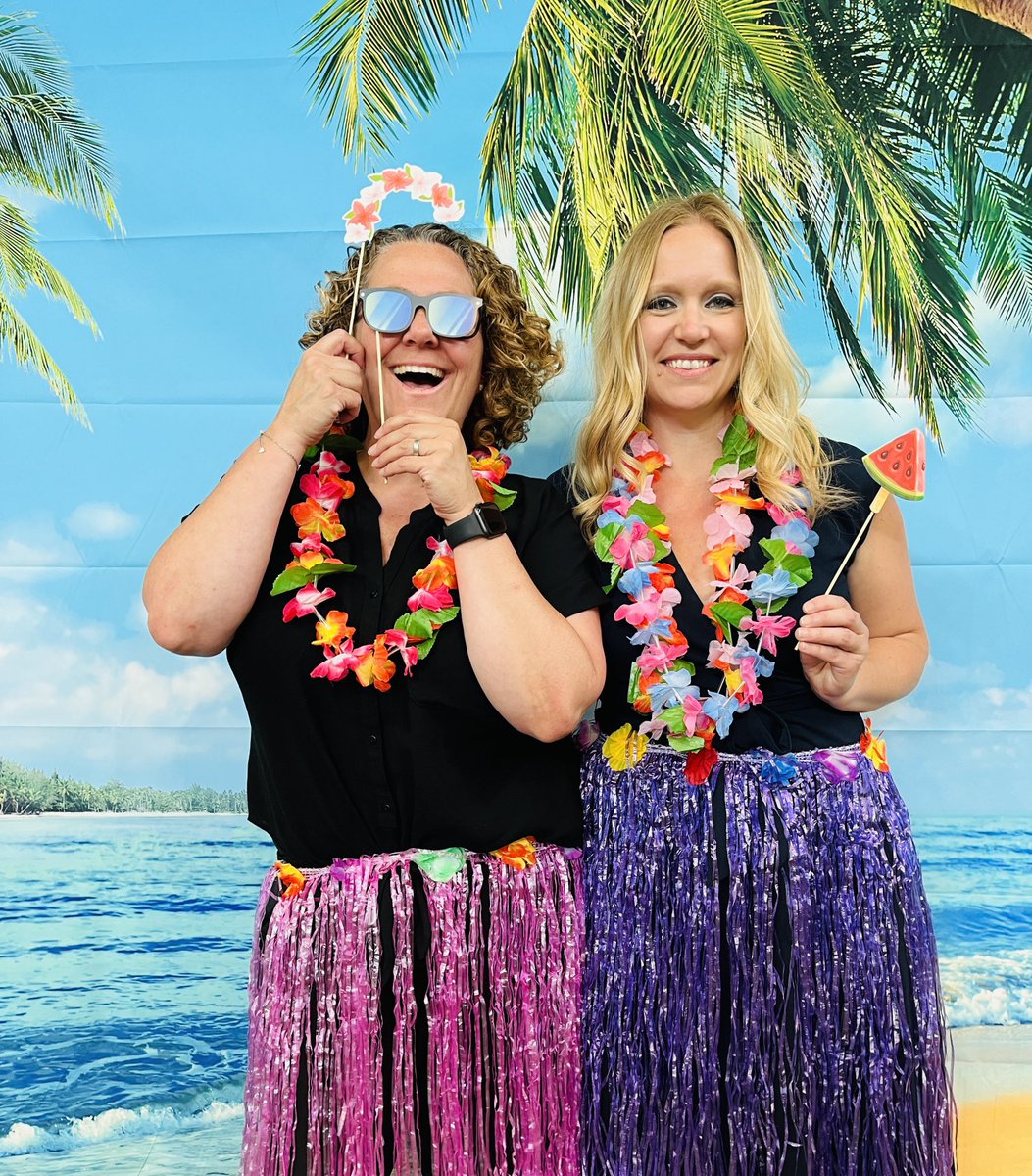 Lacey Elliott (she/her) tweet media