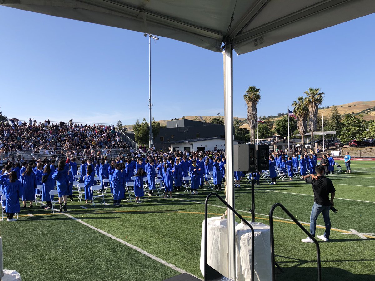 🎉Congratulations <a href="/Sierramont_MS/">Carol Mar</a> Class of 2023!🎓🌟 <a href="/BerryessaUSD/">Berryessa Union</a> #pathwaytothefuture💙
