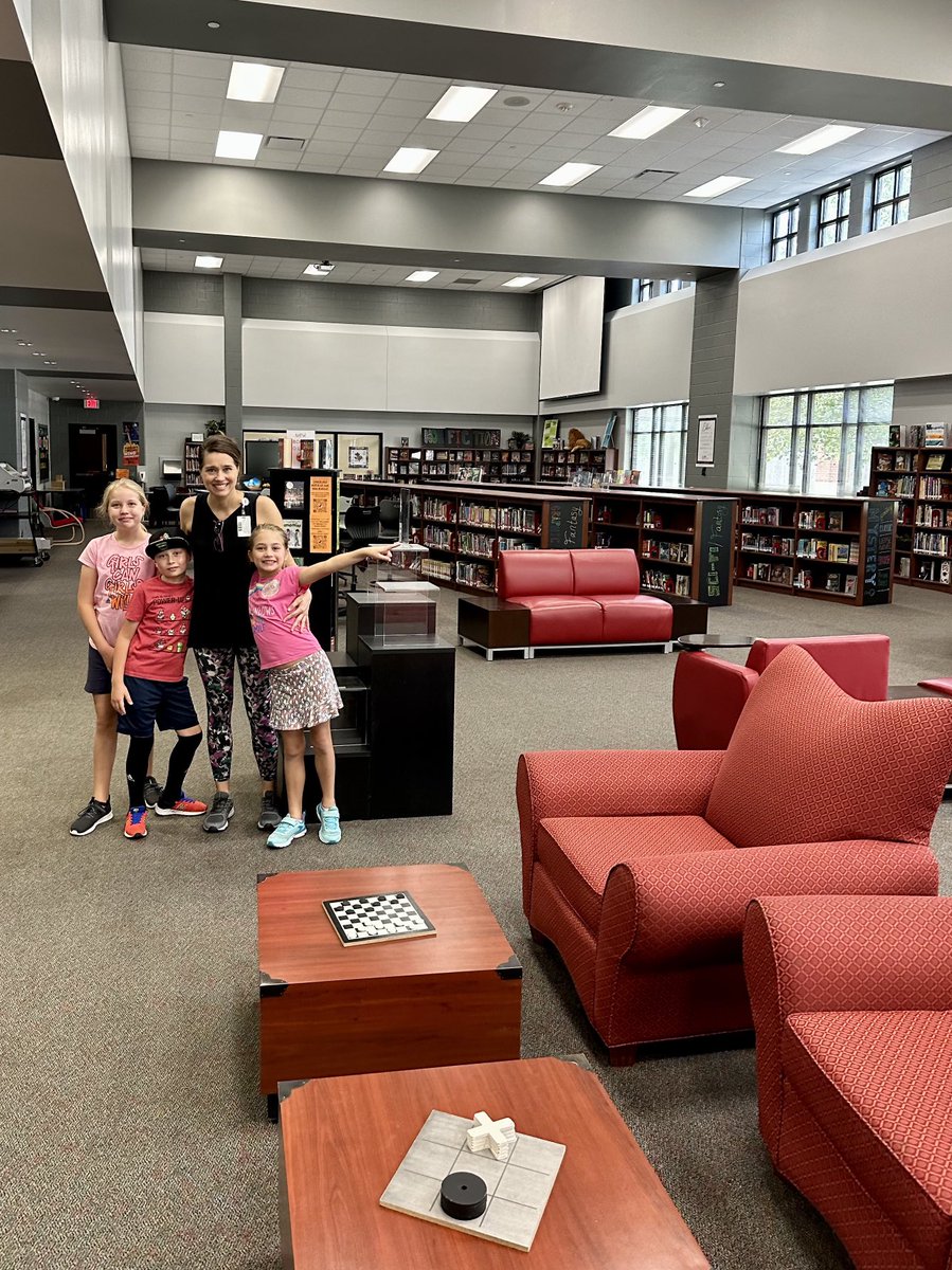 Today my kiddos and I packed up the last of my stuff and said a sweet goodbye to the Woodcreek Library.  I loved every minute serving at this amazing campus and I’m looking forward to my new post at RMS! #BeEliteWMS #RTBWMS ⁦@HumbleISD_WMS⁩